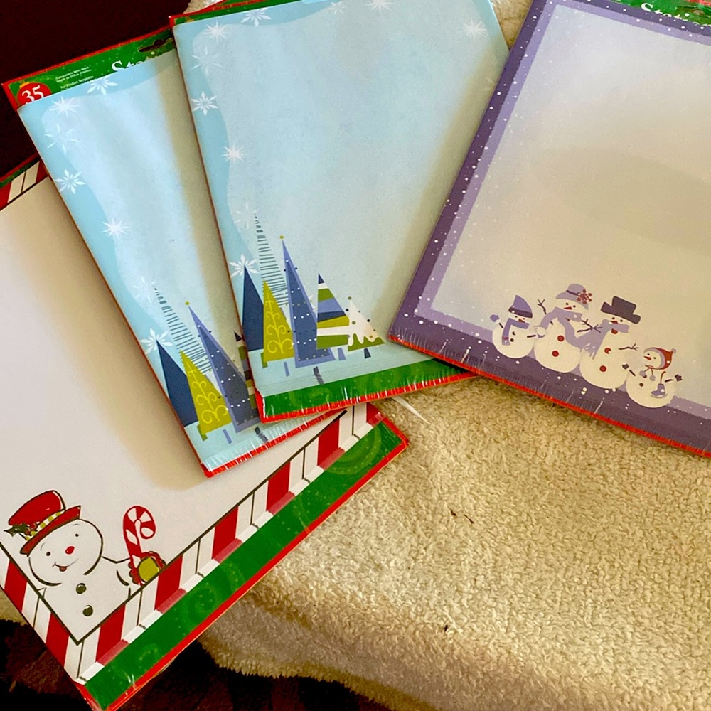 Write a Christmas letter to your people to keep them in the know!